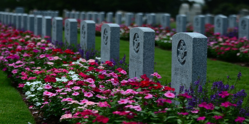 decorate a grave